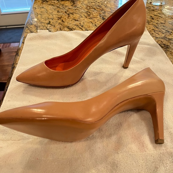 Brand New size 10 Via Spiga neutral pump - Picture 3 of 7